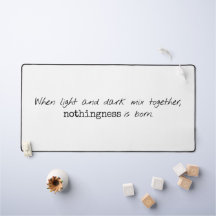 明るく暗いデスクマット