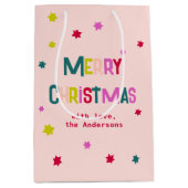 明るく楽しいクリスマスパーソナライズされたピンク ミディアムペーパーバッグ (正面)