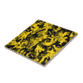 明るく黄色及び黒い混合された色のタイル タイル (側面)