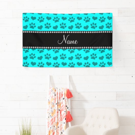 明るパーソナライズされたい水色のハートと手の跡に名前を付ける 横断幕 (インサイチュ)