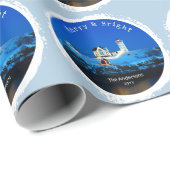 明るメリーい雪の多い小屋 – クリスマス ラッピングペーパー (ロールコーナー)