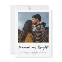 明る結婚したい新婚夫婦の格子柄の写真