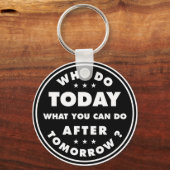 明日の後に実行できる処理を今日実行する理由 キーホルダー (正面)