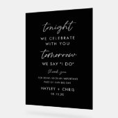 明日はリハーサルのディナーブラック アクリルサイン (傾斜)