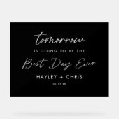 明日は夕飯最高のの日だ アクリルサイン (正面)