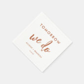 明日は錆のリハーサルのディナーナプキンスをする スタンダードカクテルナプキン (角)