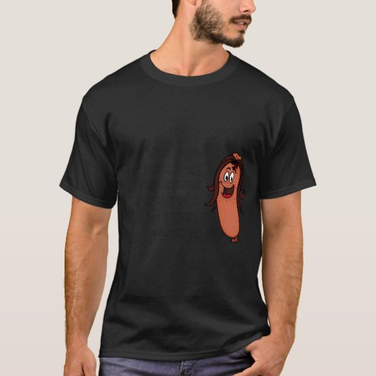 昔々、愛らしい小さなソーセージがいました Tシャツ (正面)