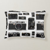 昔のヴィンテージカメラが一括で枕の色を選ぶ アクセントクッション (裏面)