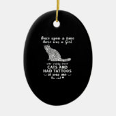 昔、猫と猫が好きな女の子がいました セラミックオーナメント (正面)