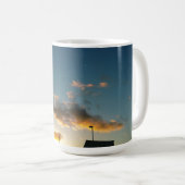 星で飾られた通り コーヒーマグカップ (正面右)