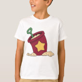 星とシャベル付き赤い砂バケツ Tシャツ (正面)