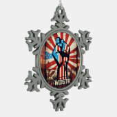 星とストライプのフレーム：思い出を高める スノーフレークピューターオーナメント (左)