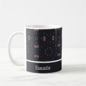星とユニークな宇宙船のパターン コーヒーマグカップ (左)
