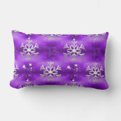 星と銀の雪片パープルクリスマス ランバークッション (正面)