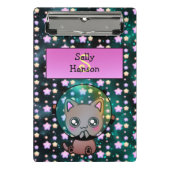 星に浮かぶ宇宙のかわいい猫 ミニクリップボード (正面)