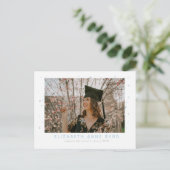 星の卒業式はがきに手を伸ばす インビテーションポストカード (スタンド正面)