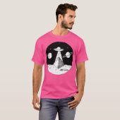 星の惑星を持つピラミッドを拉致するUfo Tシャツ (正面フル)