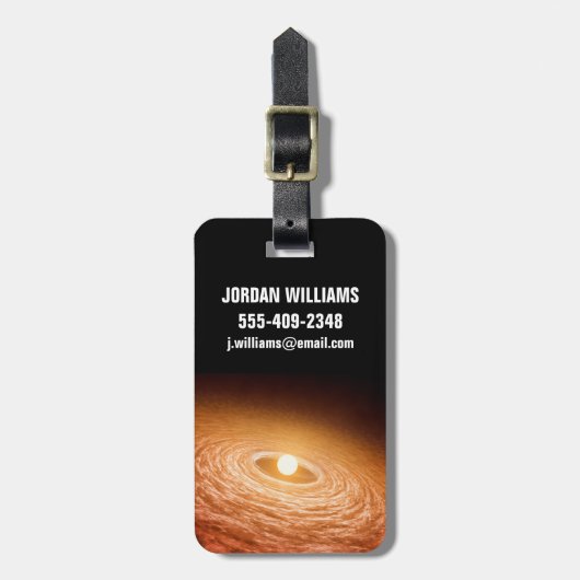 星フーオリオニスを取り巻く材料のディスク。 ラゲッジタグ (正面縦)