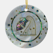 星座のアクエリアスの(占星術の)十二宮図の金ゴールドのアワビ セラミックオーナメント (正面)