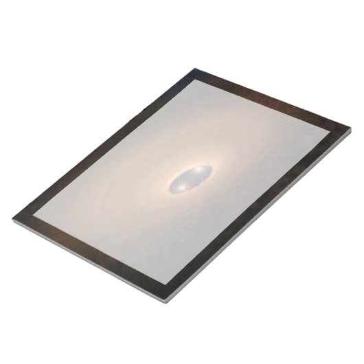 星形成から残ったほこりっぽい材料の円盤 ノートパッド (アングル)