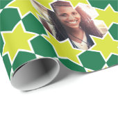 星模様グリーンクリスマスファミリーの写真カスタム ラッピングペーパー (ロールコーナー)