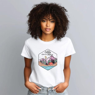 星空の下で眠ろうキャンピングティーシャツ Tシャツ