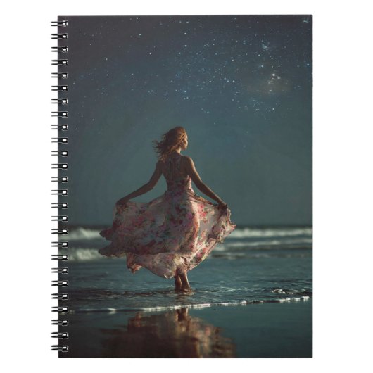 星空の下で踊る 海の流れのドレス アートノート ノートブック (正面)