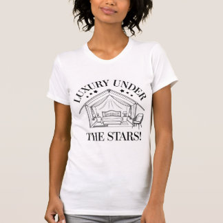 星空の下のリゾート気分グランピングデザイン Tシャツ