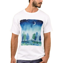 星空の下の針葉樹林