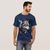 星空の下の雄壮なオオカミ Tシャツ (正面フル)