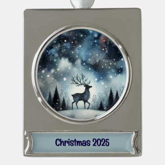星空の冬の夜の鹿 シルバープレートバナーオーナメント (正面)