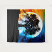 星空白熱［赤熱］光を放つと大きな木の上の惑星 タペストリー (正面(横))