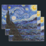 『星降る夜:聖レミの村』（Vincent Van Gogh作） ラッピングペーパーシート<br><div class="desc">1889年。ヴィンセント・ヴァン・ゴッホは、フランスのサン・レミ・ド・プロヴァンスにあるサン・ポール・ド・モースローム精神病院の患者である。彼は精神疾患に苦しんでおり、医師は彼に屋内で過ごし、絵を描くのを避けるよう助言している。しかし、ヴァン・ゴッホは創造する衝動に抗うことができず、周囲の風景や人々を描いて日々を過ごしている。 ある夜、ヴァン・ゴッホは嵐に起こされる。窓の外を見ると、空は色とりどりの炎で満たされている。彼はその光景の美しさに打たれ、絵に描くことにした。彼はイーゼルに向かって、制作を始める。 ヴァン・ゴッホは、うねる雲、暗い松の木、きらきらと光る星々を捉え、数時間にわたって絵を描いた。彼はあまりに制作に集中していたので、時間の経過に気づかなかった。ついに完成した時、彼は疲れ果てていたが、感動で高揚していた。 ヴァン・ゴッホの「ライン川の星夜」は、彼の最も有名な作品の一つである。これは色彩と動きの傑作であり、他のどの絵画も及ばない夜空の美しさを捉えている。 ヴァン・ゴッホは生涯を通して絵を描き続け、数多くの傑作を生み出した。しかし、「ライン川の星夜」は、彼の最も愛された作品の一つである。これは彼の才能と彼の強さを証明するものであり、今も世界中の人々を感動させ続けている。 この作品は、1927年1月1日以前に出版（または米国著作権局に登録）されたため、米国でパブリックドメインとなっている。</div>