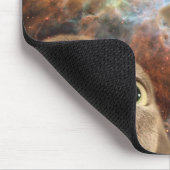 星雲の前の宇宙の2匹の灰色猫 マウスパッド (コーナー)