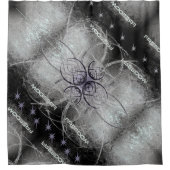 星、フラクタル、石のパターンとグレーの自由 シャワーカーテン (正面)