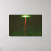 星HH-3を形成することによりガスの赤みを帯びたジェットが発生 キャンバスプリント (正面)