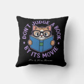 映画で本を判断してはいけない、本が良い クッション (裏面)