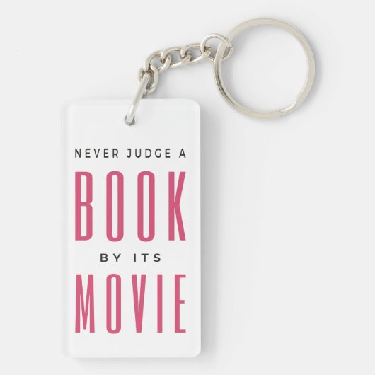 映画で決して本を判断してはいけない キーホルダー (裏面)