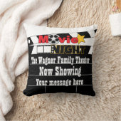 映画の夜のクラップボード追加の名前メッセージシアター クッション (ブランケット)