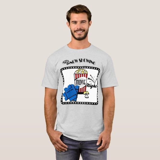 映画の夜のロゴとグラフィックTシャツ  Tシャツ (正面フル)