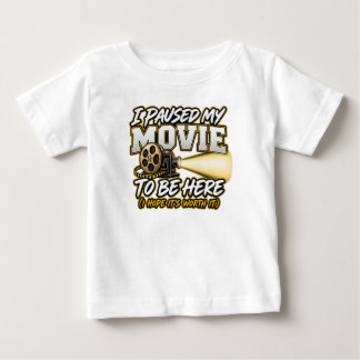映画を一時停止してここに来ました ベビーTシャツ