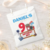 映画ナイトシネマ誕生日ボーイテーマパーティー フェイバーバッグ (クリップ留めされた状態)