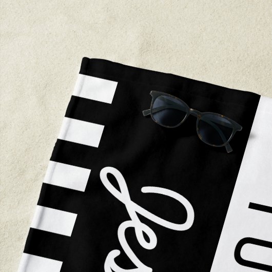 映画俳優のパーソナライズなおもしろいののために確保される ビーチタオル (インサイチュ)