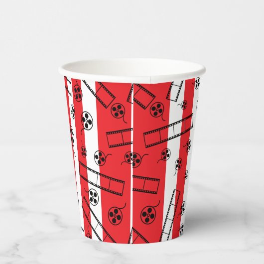 映画夜 紙コップ (右)