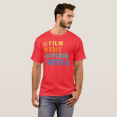 映画製作者 編集者 撮影監督 YouTuber 映画 m Tシャツ (正面フル)