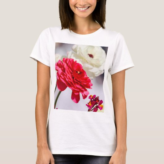 春かわいらし牡丹 Tシャツ (正面)