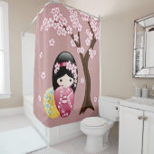 春こけし人形かわいい日本の芸者ガールピンク シャワーカーテン (インサイチュ)