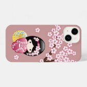 春こけし人形 – かわいい日本の芸者オンピンク iPhoneケース (裏面横)