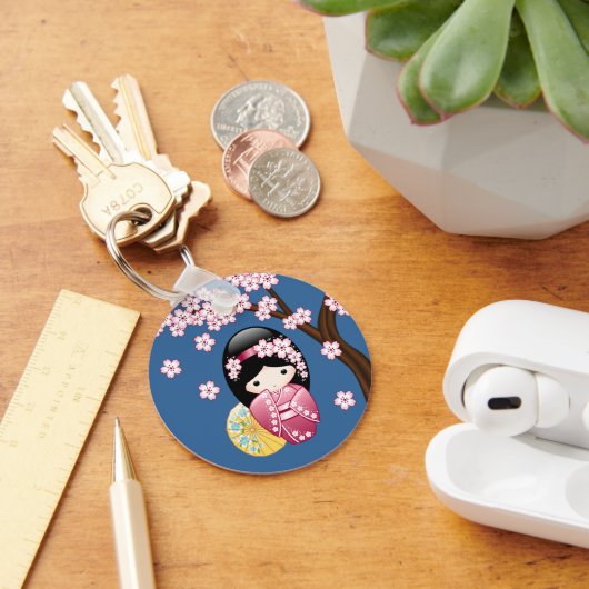 春こけし人形 – かわいい日本の芸者オンブルー キーホルダー (デスク)