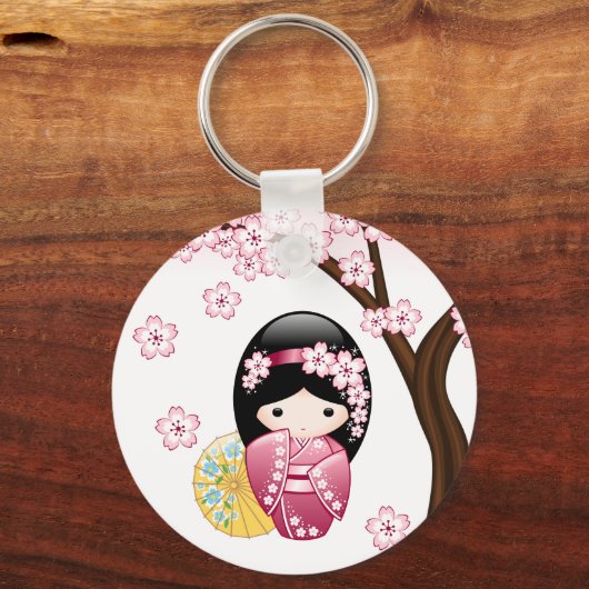 春こけし人形 – かわいい日本の芸者ガール キーホルダー (裏面)